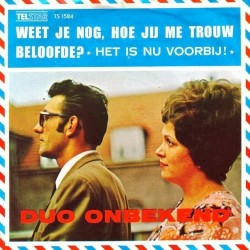 Weet je nog hoe je me trouw beloofde? / Het is nu voorbij!