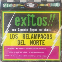 Éxitos con Cornelio Reyna