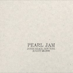 2000-08-25: Jones Beach, NY, USA (#41)