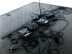 44 minutes of dark indie electronic