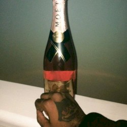 Blood Red Moet