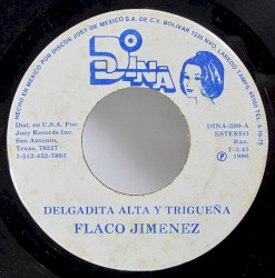 Delgadita alta y trigueña / Europa