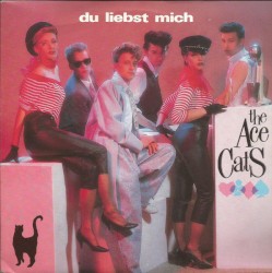 Du liebst mich / Lass den Vorhang zu