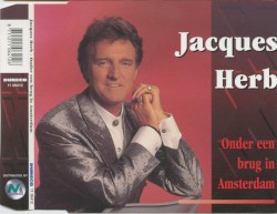 Onder een brug in Amsterdam