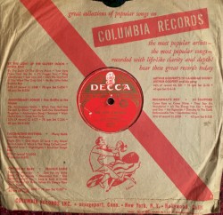 The Hot Canary / Two Little Men in a Flying Saucer