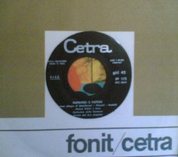 Vola colomba, papaveri e papere