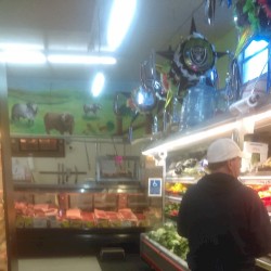 Hispanic Grocery Store in Richmond, CA