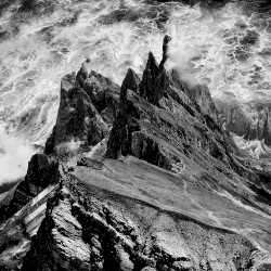 𐌕𐌉𐌕𐌀𐌍𐌉𐌀