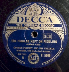 The Fiddler Kept on Fiddling / I Do Do Things, I Do