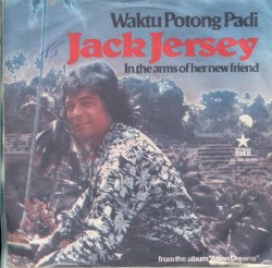 Waktu Potong Padi / In The Arms Of Her New Friend