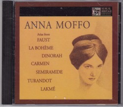 Arias from Faust, La bohème, Dinorah, Carmen, Semiramide, Turandot, Lakmé