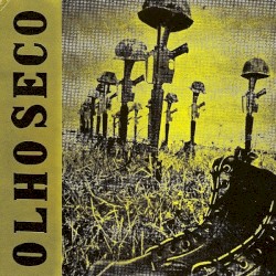 Botas fuzis capacetes