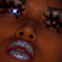 hood zendaya