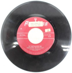 El tartamudo en "Despedida de soltero" / Un ligero error