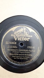 Yesterday's Gardenias / The Humming-Bird