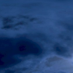 ｅｓｃａｐｅ ｔｈｅ ｓｋｙ 空を逃れます