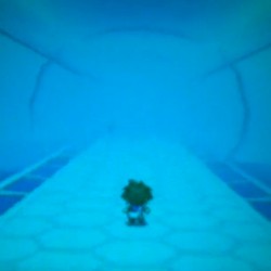 002: 終わりのない散歩TUNNEL