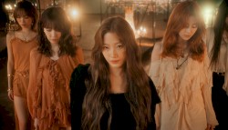 HOT (English ver.) (performance film)