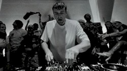 Green Room Set (Maka’s Birthday, Rome)