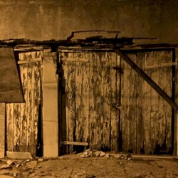 Climbing Up the Walls (Radiohead cover)