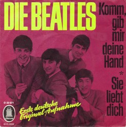 Komm gib mir deine Hand / Sie liebt dich