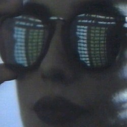 ｕｌｔｒａｖｉｏｌｅｔ