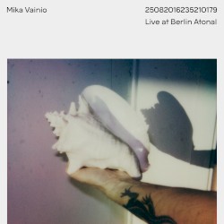 25082016235210179: Live at Berlin Atonal