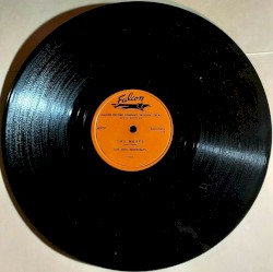 Las nubes / A sangre fría