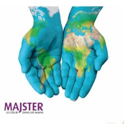 Le Coeur dans les Mains