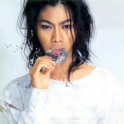 Illuminate 〜the very best songs〜