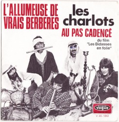 L’Allumeuse de vrais berbères /Au pas cadencé