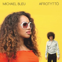Afrotyttö