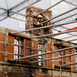 Vi kunne ikke blive her for evigt, vel?