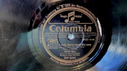 I Only Have Eyes for You / The Comb and Paper Polka