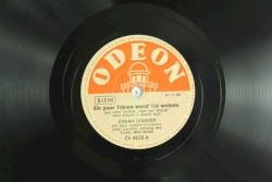 Ein paar Tränen werd’ ich weinen / Heut’ Abend lad’ ich mir die Liebe ein