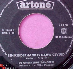 Een kinderhand is gauw gevuld / Ik kan je niet haten