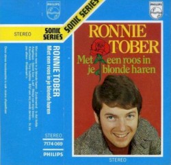 Met een roos in je blonde haren