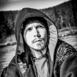 Kuobârpoolvâ maŋa