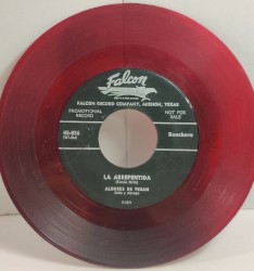 La arrepentida / Ojitos verdes