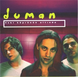 Eski Köprünün Altında