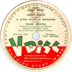 Silent Night / Adeste fidelis / O Little Town of Bethlehem / It Came Upon the Midnight Clear / Jingle Bells / Santa Claus Is Coming to Town