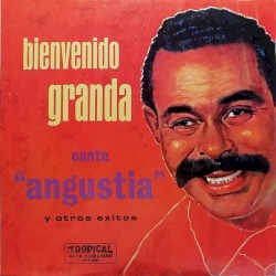 Canta Angustia y otros éxitos