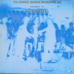 Tolosako Banda Munizipalak interpretatzen dio Macromassa-ri