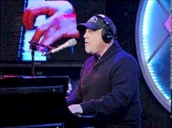 2010‐11‐16: The Howard Stern Show: New York, NY, USA