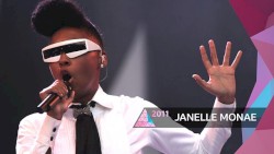 2011-06-25: Glastonbury Festival of Contemporary Performing Arts, UK