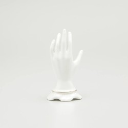 Fill My Body With Flowers and Rice