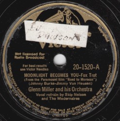 Moonlight Becomes You / Moonlight Mood