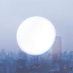 極夜において月は語らず