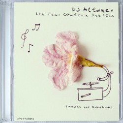 Les Yeux Couleur Des Iles