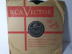 Chloe / A Serenade to a Jerk